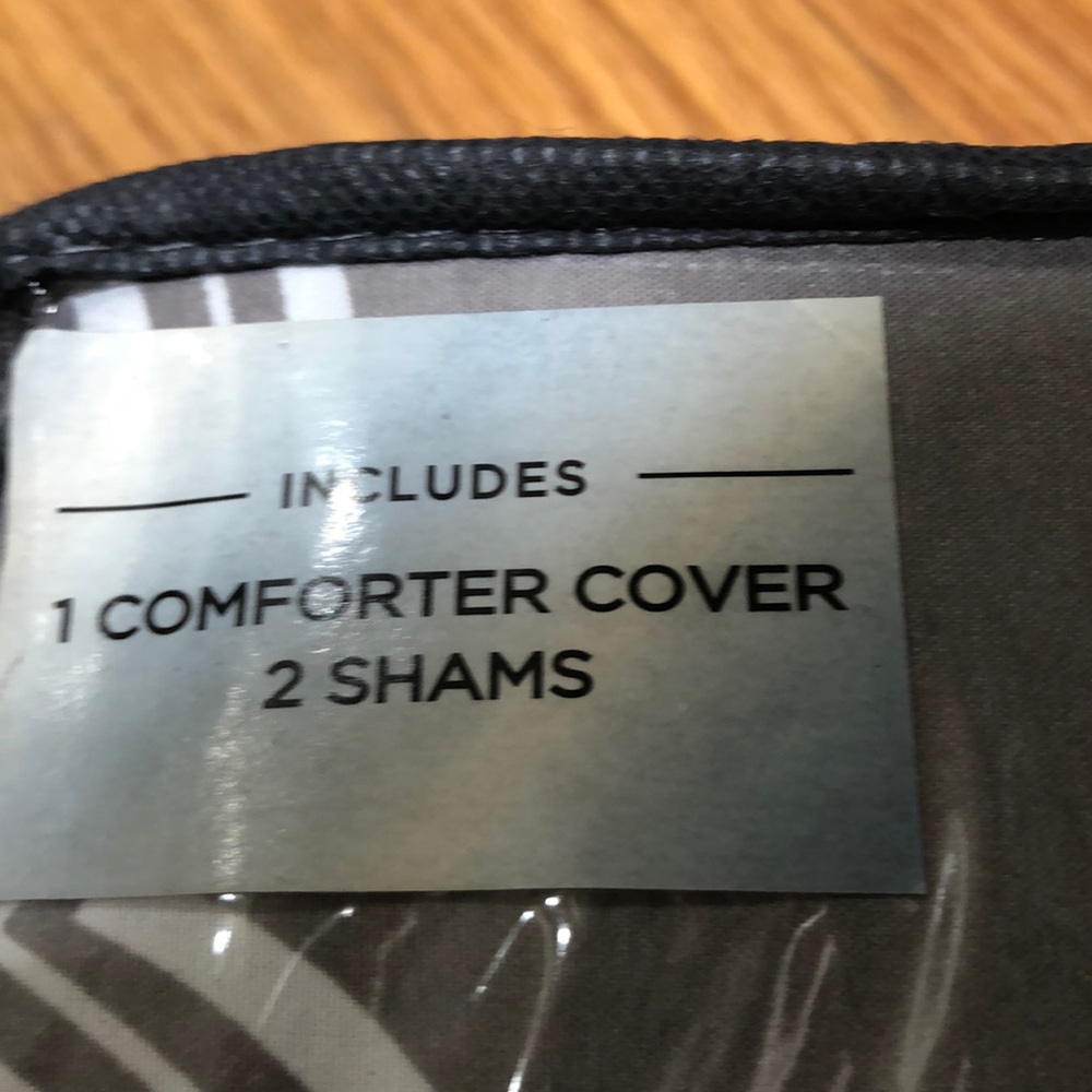New Coolmax 3 piece Comforter Cover Set - Picture 3 of 4